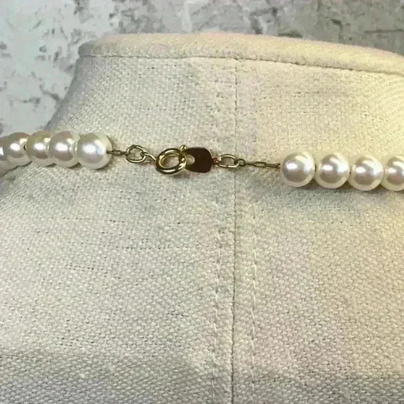 Faux Pearl Necklace with Gold Accents and Chain - Picture 6 of 6